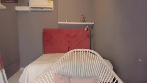 Snapshot of everyh chatting on September 2025 07:57:02 PM Sophia online show from September 2025 07:57:02 PM