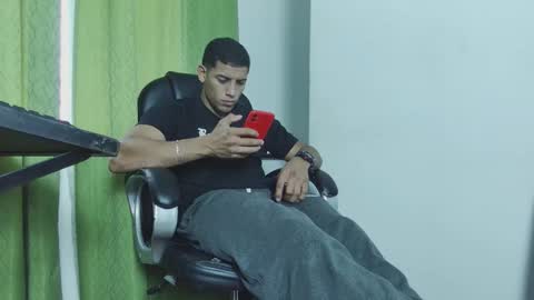 luis online show from March 2026 04:22:01 PM