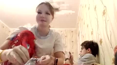 Evgeniy and Anna online show from February 2026 09:04:01 PM