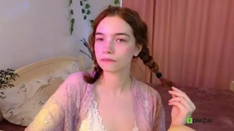 evi_brook online show from October 2025 11:08:02 AM