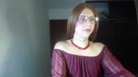 Snapshot of evi_kitty chatting on December 2025 04:47:02 PM Evi online show from December 2025 04:47:02 PM