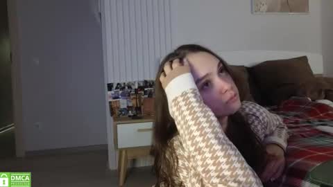 evi_woow online show from November 2025 10:04:02 PM