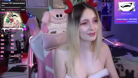 Evie online show from January 2025 12:53:02 AM