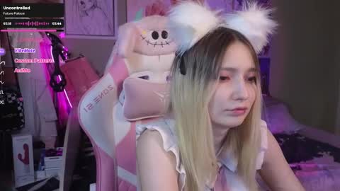 Evie online show from January 2025 02:43:02 AM