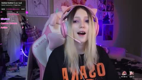 Evie online show from February 2025 11:38:02 PM