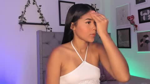 Ivi Alejandra  online show from January 2025 09:24:02 AM