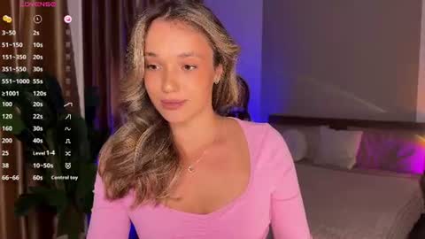 Snapshot of evielina chatting on July 2026 03:23:01 AM evielina online show from July 2026 03:23:01 AM