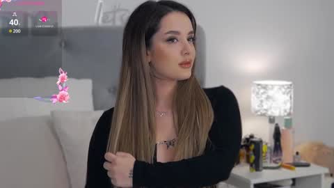 Evie online show from January 2025 08:42:01 PM