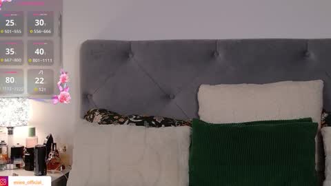 Evie online show from October 2025 01:36:02 AM