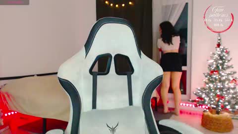 Snapshot of eviik chatting on December 2025 09:08:02 PM Lessie online show from December 2025 09:08:02 PM