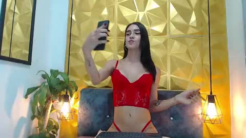 Annie online show from January 2025 11:02:02 PM