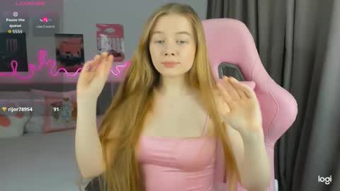 Snapshot of evixie chatting on February 2026 03:57:01 AM Eva online show from February 2026 03:57:01 AM