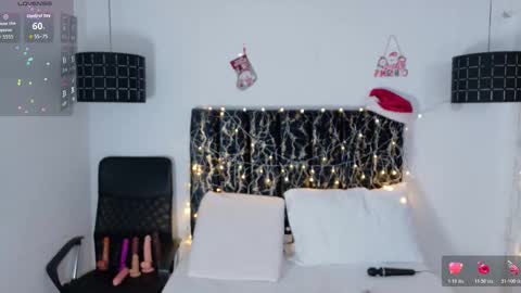 evvaa_moon online show from December 2025 12:12:01 PM