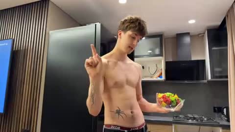 Snapshot of exclusiveflexboy chatting on June 2026 11:29:02 PM exclusiveflexboy online show from June 2026 11:29:02 PM