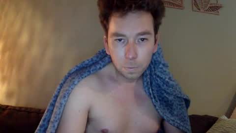 Excuteboy online show from February 2026 10:00:01 PM