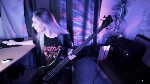 my real name is Irene but Exo is oke too  online show from September 2025 09:16:02 PM