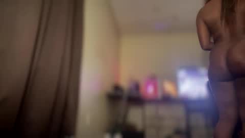 Snapshot of exoticaqua chatting on November 2025 08:15:01 AM exoticaqua online show from November 2025 08:15:01 AM