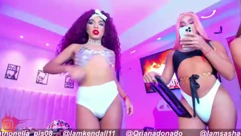 Snapshot of exoticgirlsxxx chatting on January 2025 08:11:02 AM exoticgirlsxxx online show from January 2025 08:11:02 AM