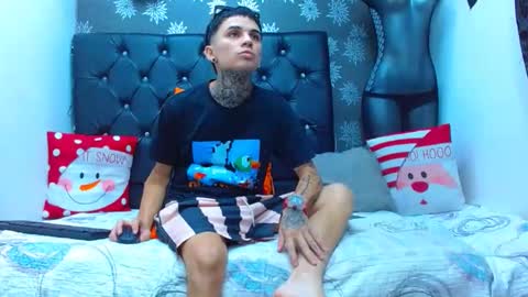 exotichot_couple online show from December 2024 03:59:02 AM