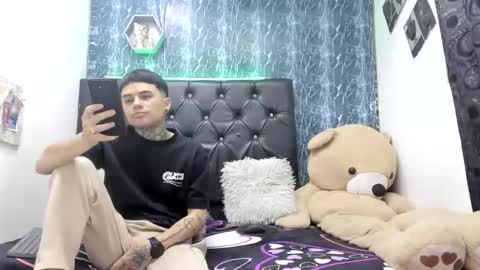 exotichot_couple online show from December 2025 09:53:01 PM