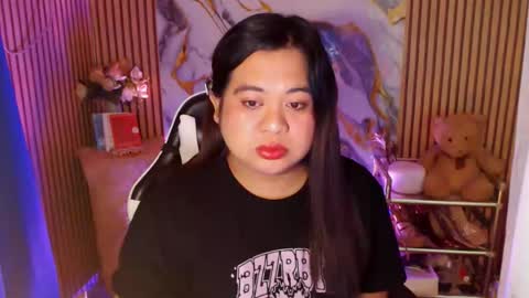 Snapshot of exoticpinayx chatting on November 2025 04:41:02 PM SHANTAL MARIE online show from November 2025 04:41:02 PM