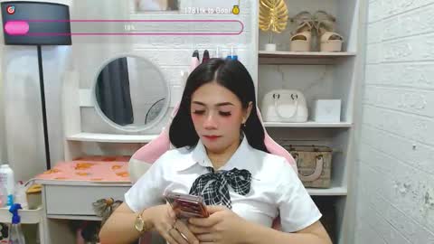 exotictssavie online show from October 2025 02:44:01 AM