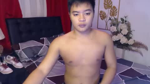 expensive_clark online show from October 2025 06:50:01 PM