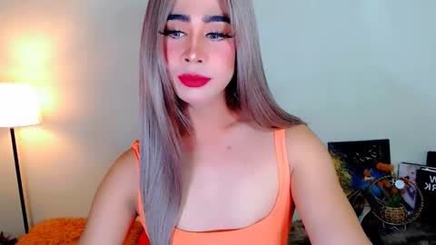 expensive_elise online show from February 2026 09:52:01 AM