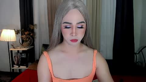 expensive_elise online show from April 2026 04:10:02 AM