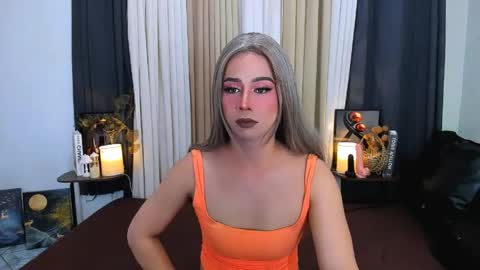 Snapshot of expensive_elise chatting on May 2026 04:15:02 PM expensive_elise online show from May 2026 04:15:02 PM