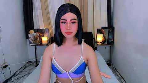 Snapshot of expensive_elise chatting on July 2026 07:38:02 AM expensive_elise online show from July 2026 07:38:02 AM