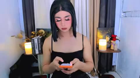 Snapshot of expensive_elise chatting on July 2026 10:21:02 AM expensive_elise online show from July 2026 10:21:02 AM