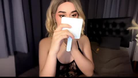 chloee online show from June 2026 09:42:02 PM