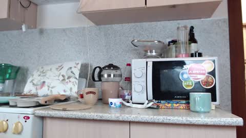 Snapshot of exponentex5 chatting on December 2024 08:00:02 PM Crystal online show from December 2024 08:00:02 PM