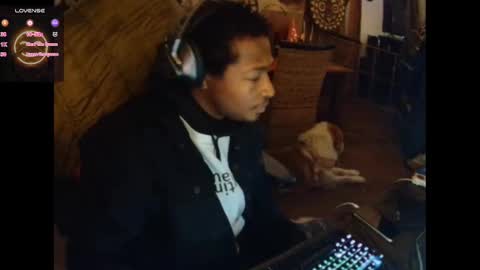 Snapshot of exxxtr4sauce chatting on January 2025 11:14:01 PM exxxtr4sauce online show from January 2025 11:14:01 PM