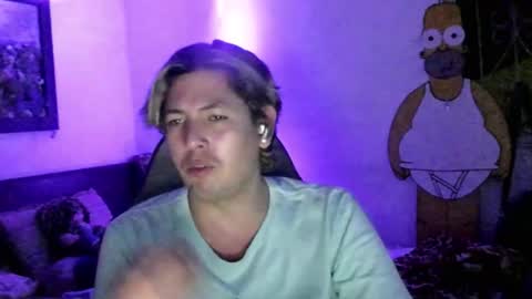 eyesgreenman online show from October 2025 04:00:02 AM