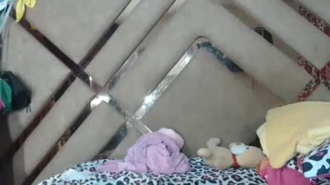 eyshaexotii online show from March 2026 04:25:02 AM