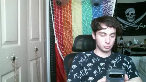 Ezra Naamah online show from March 2026 06:08:01 PM