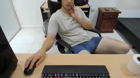 Snapshot of ezzeq chatting on March 2026 03:45:02 AM Ezzeq online show from March 2026 03:45:02 AM
