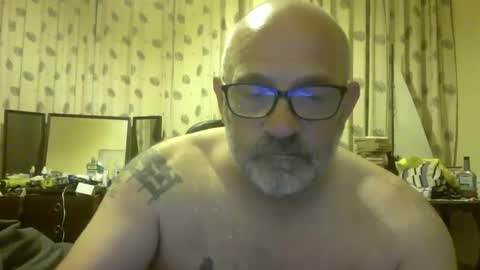 Snapshot of f1zzeek chatting on May 2026 11:02:02 PM f1zzeek online show from May 2026 11:02:02 PM