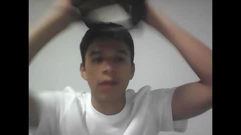 Snapshot of fabiar11 chatting on October 2025 02:20:01 AM R online show from October 2025 02:20:01 AM