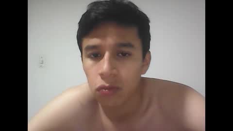 Snapshot of fabiar11 chatting on October 2025 03:05:01 AM R online show from October 2025 03:05:01 AM