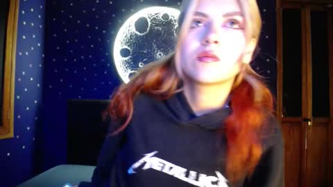 Snapshot of fabzy_fab chatting on February 2026 11:55:01 AM fabzy online show from February 2026 11:55:01 AM