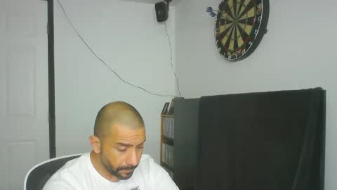 Snapshot of faded805 chatting on May 2026 11:06:02 AM Mark online show from May 2026 11:06:02 AM