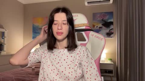 Snapshot of fairy_bloomix chatting on October 2025 03:24:02 PM Bloom online show from October 2025 03:24:02 PM