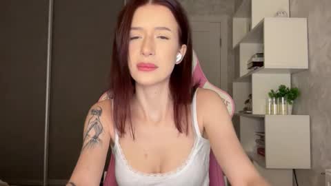 Snapshot of fairy_bloomix chatting on February 2026 11:42:02 PM Bloom online show from February 2026 11:42:02 PM