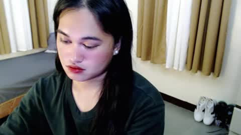 Snapshot of fairy_cuddle chatting on July 2026 05:43:02 AM call me shanaia online show from July 2026 05:43:02 AM