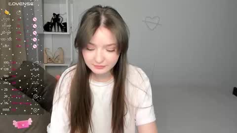 Kate online show from October 2025 01:25:01 AM