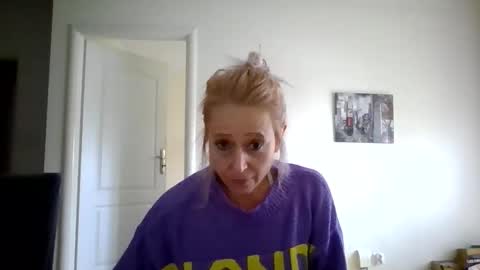 Fairy NightMary online show from November 2025 12:27:02 PM