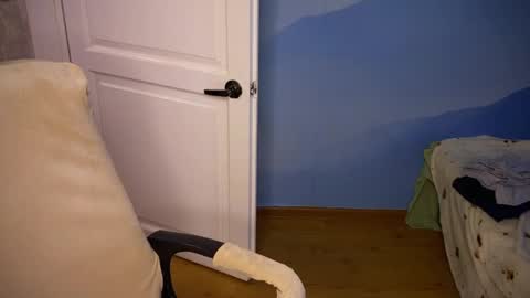 Ilona online show from September 2025 07:08:01 AM